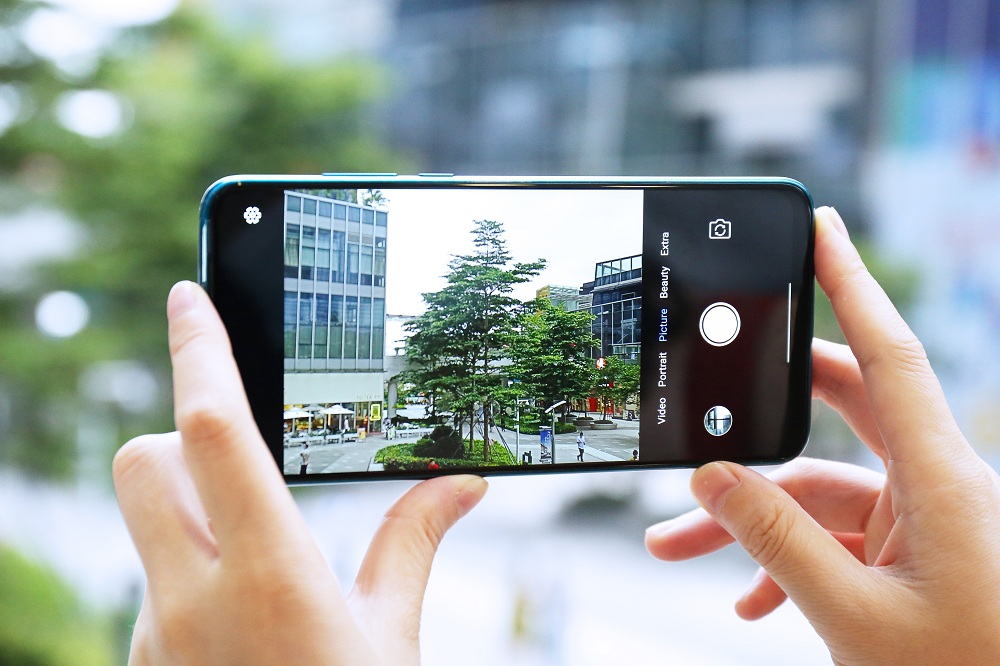 Chyťte Elephone PX Pro s vyskakovací selfie kamerou, 6,53palcový displej za 169,99 $