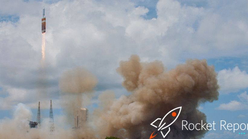 Kreslený raketa překrývající skutečný start rakety.